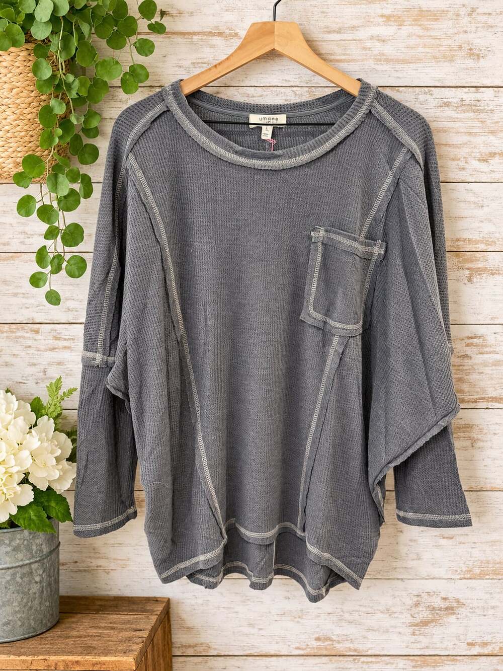 NWT Umgee Waffle Knit Top Size L Charcoal Gray Oversized Pocket Shirt